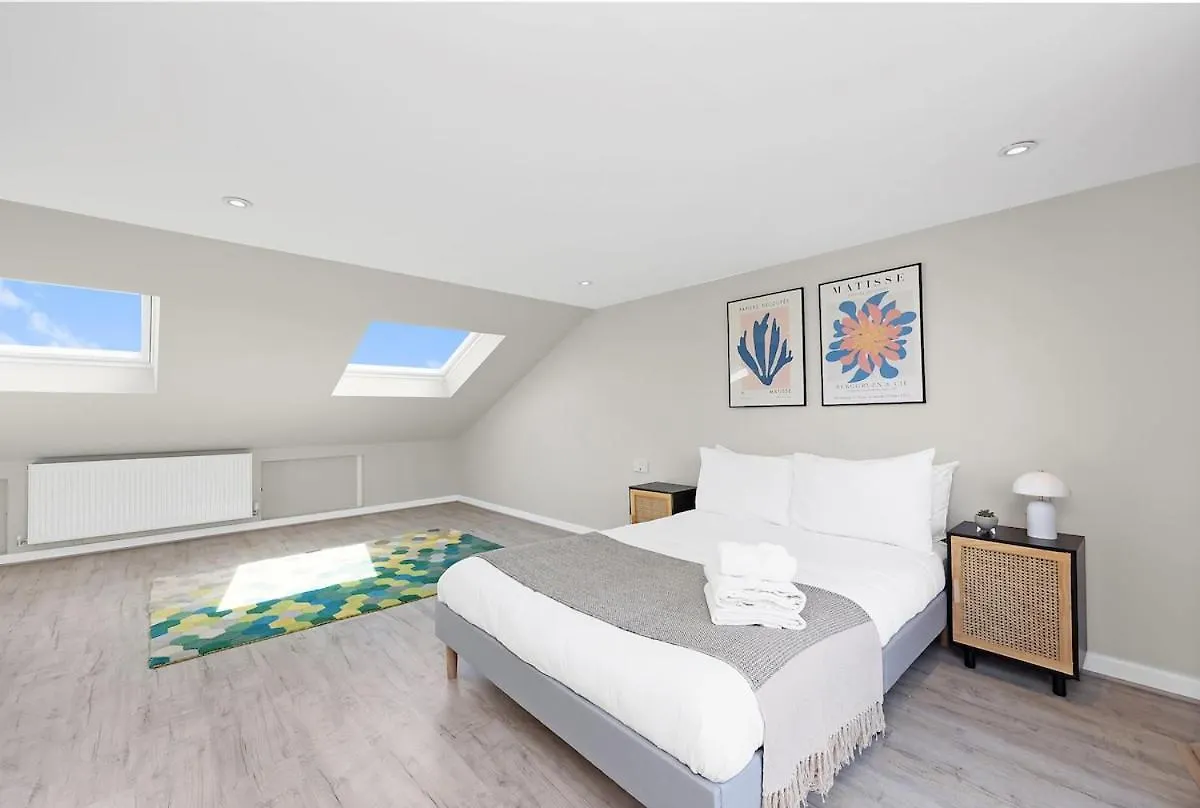 Large 4-Bedroom House In Greenwich With Parking London United Kingdom