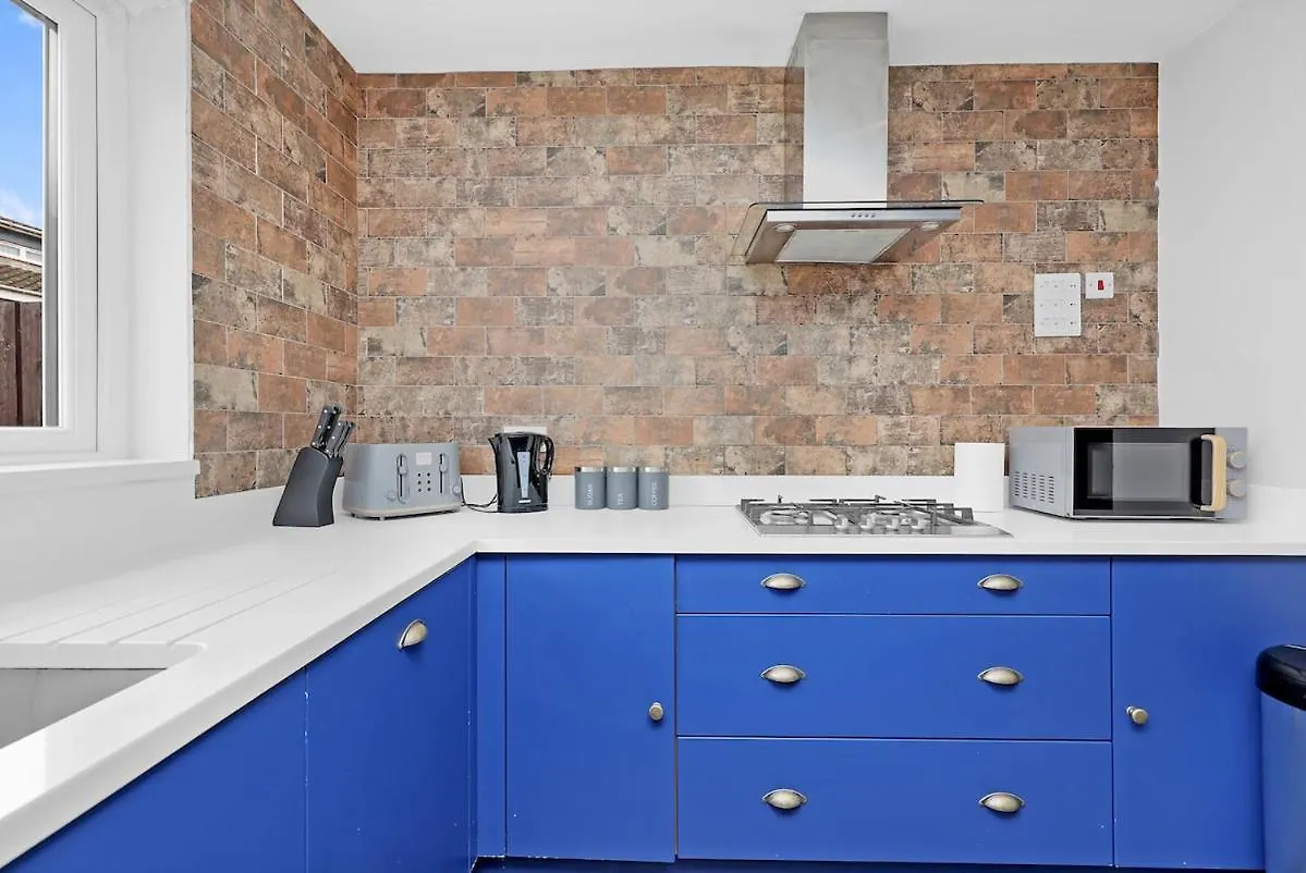 Apartment Large 4-Bedroom House In Greenwich With Parking London
